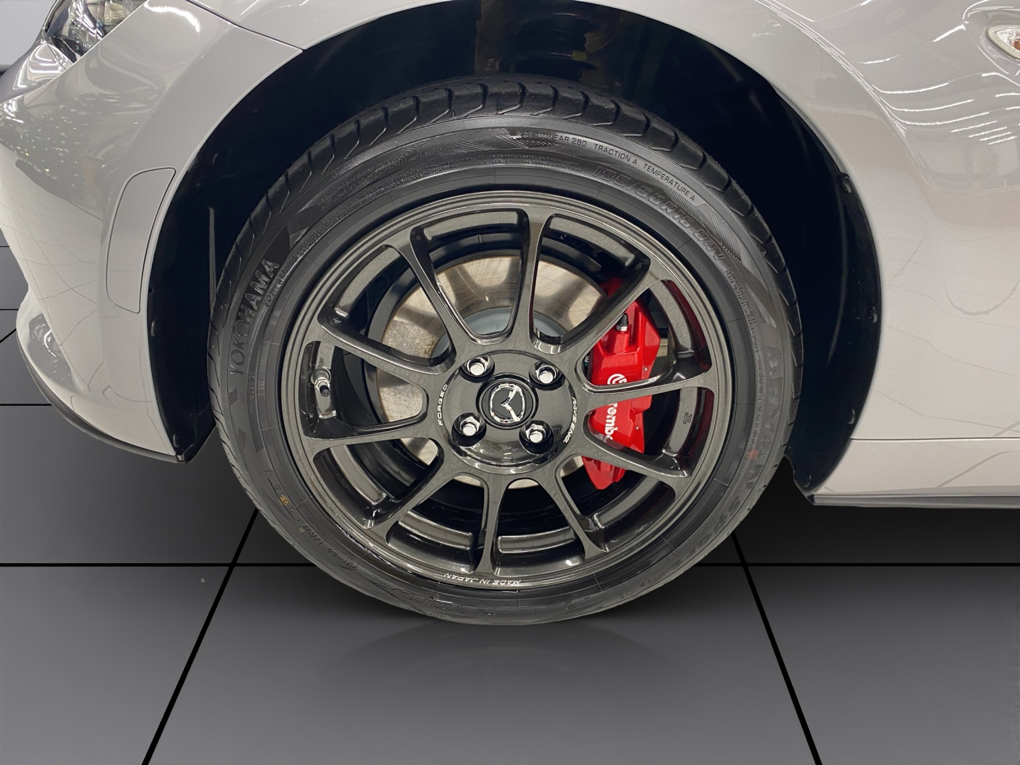 listing desktop thumbnail image 6