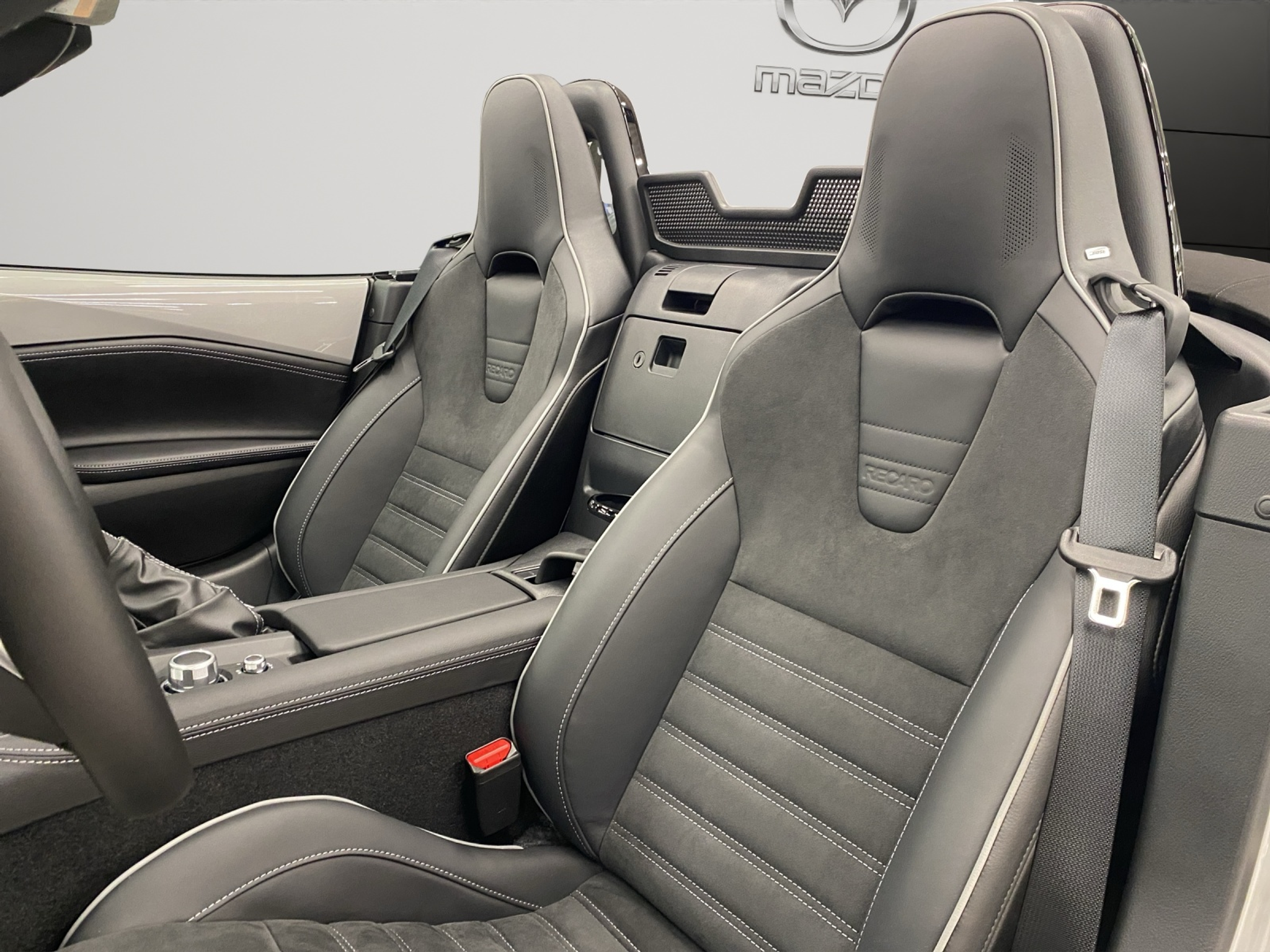 listing desktop thumbnail image 8