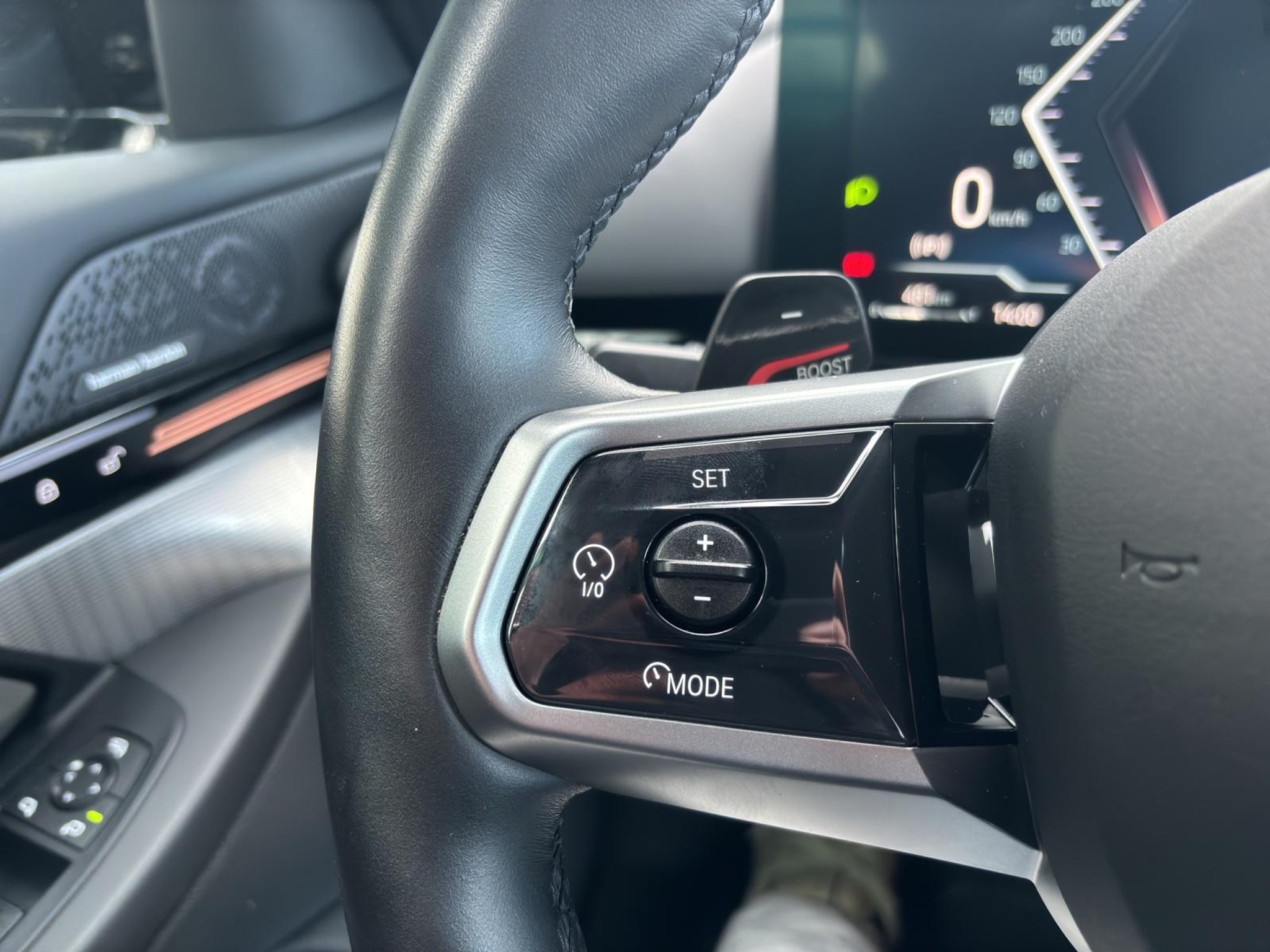 listing desktop thumbnail image 8