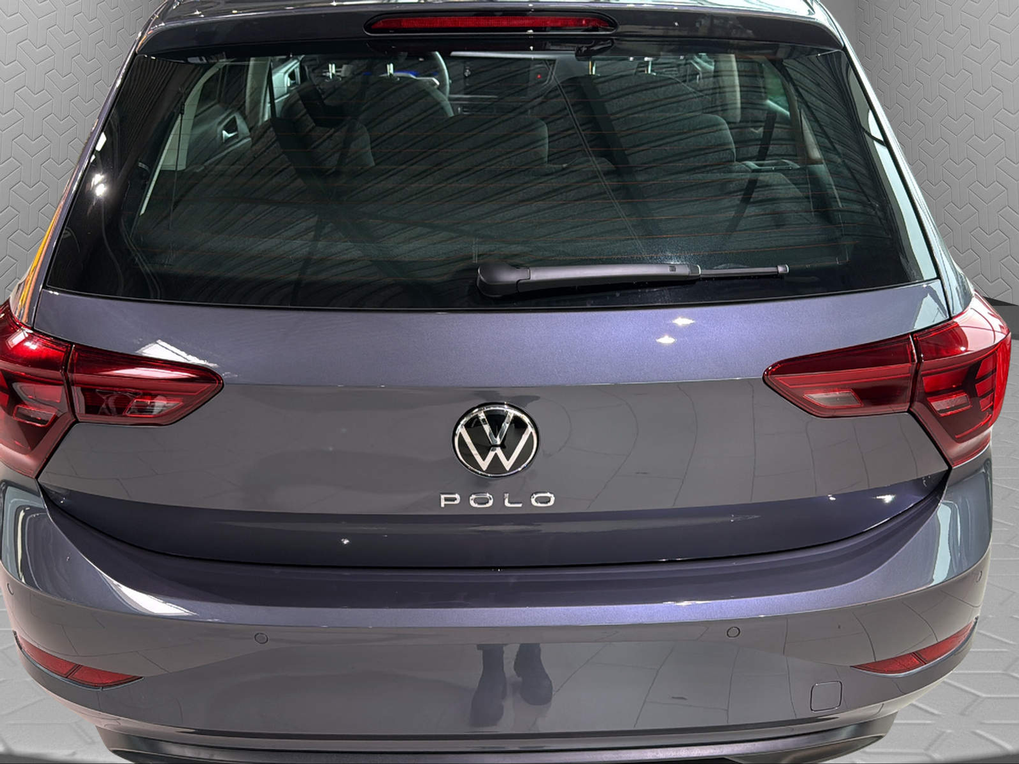 listing desktop thumbnail image 13