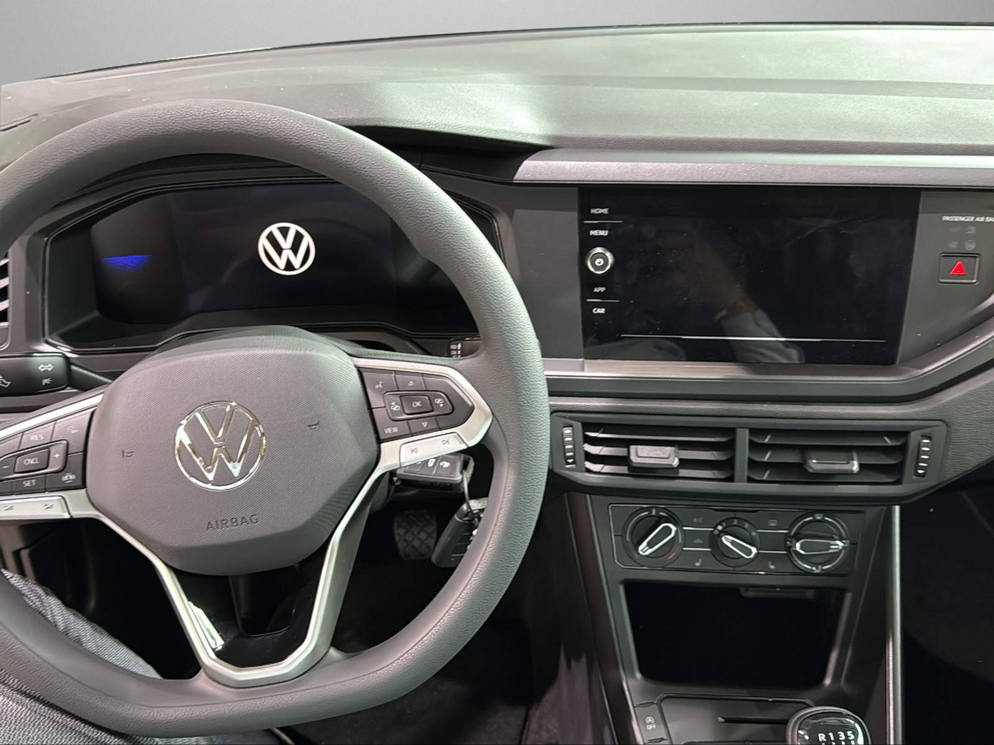 listing desktop thumbnail image 7