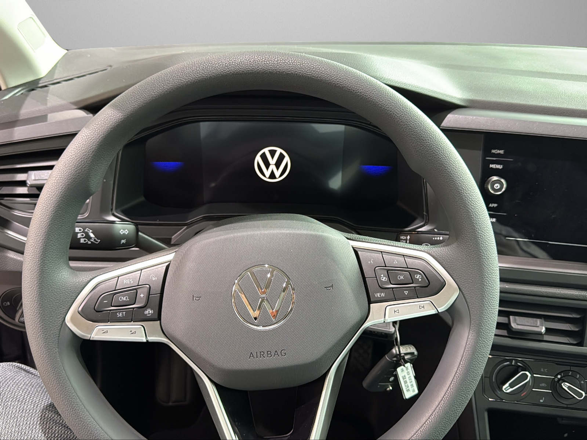 listing desktop thumbnail image 8