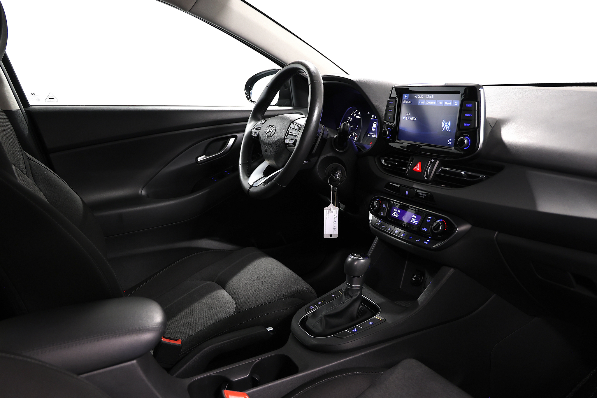 listing desktop thumbnail image 12