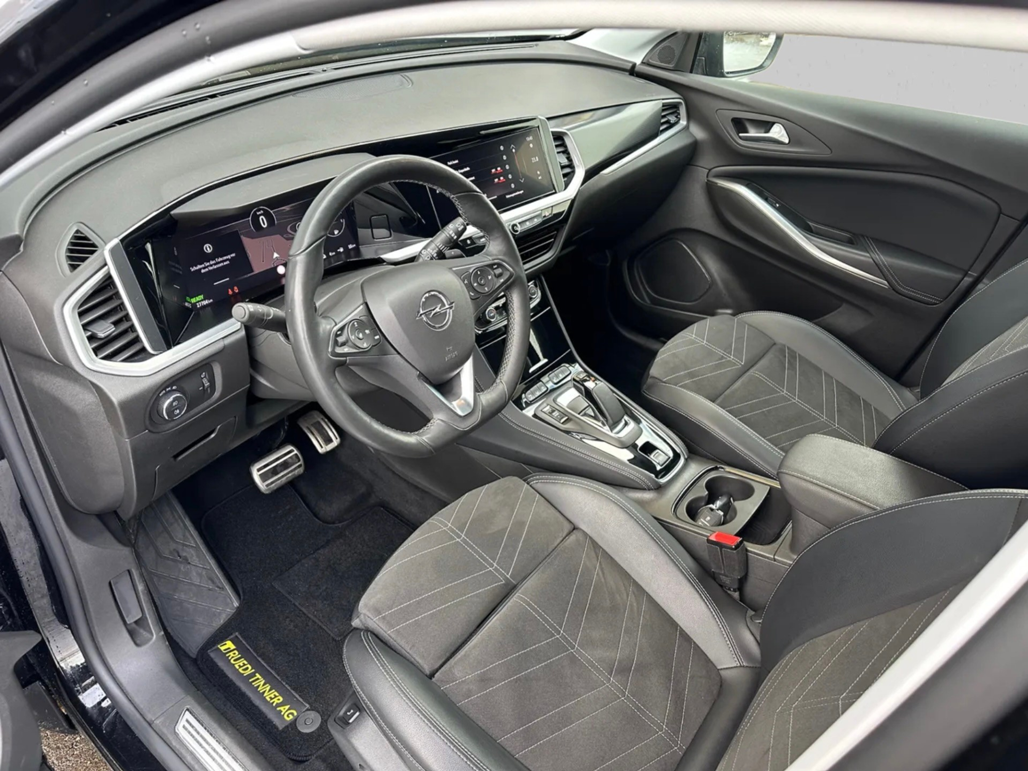 listing desktop thumbnail image 9