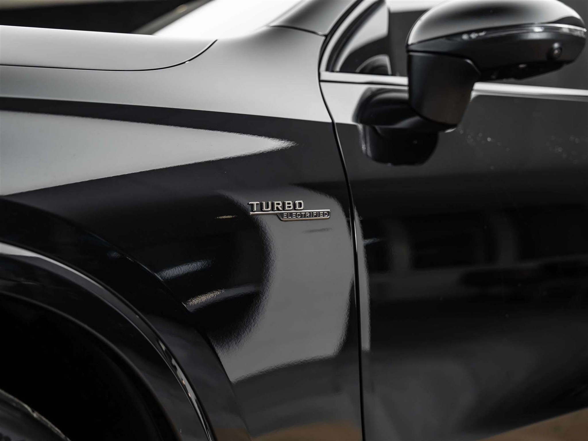 listing desktop thumbnail image 18