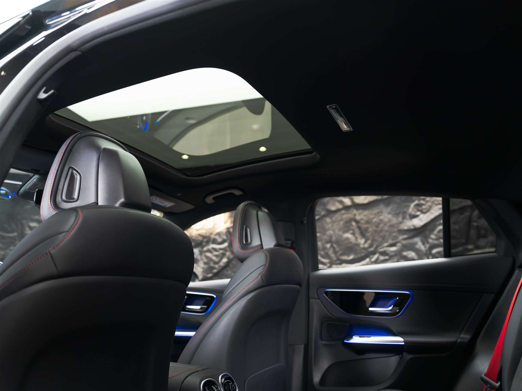 listing desktop thumbnail image 13