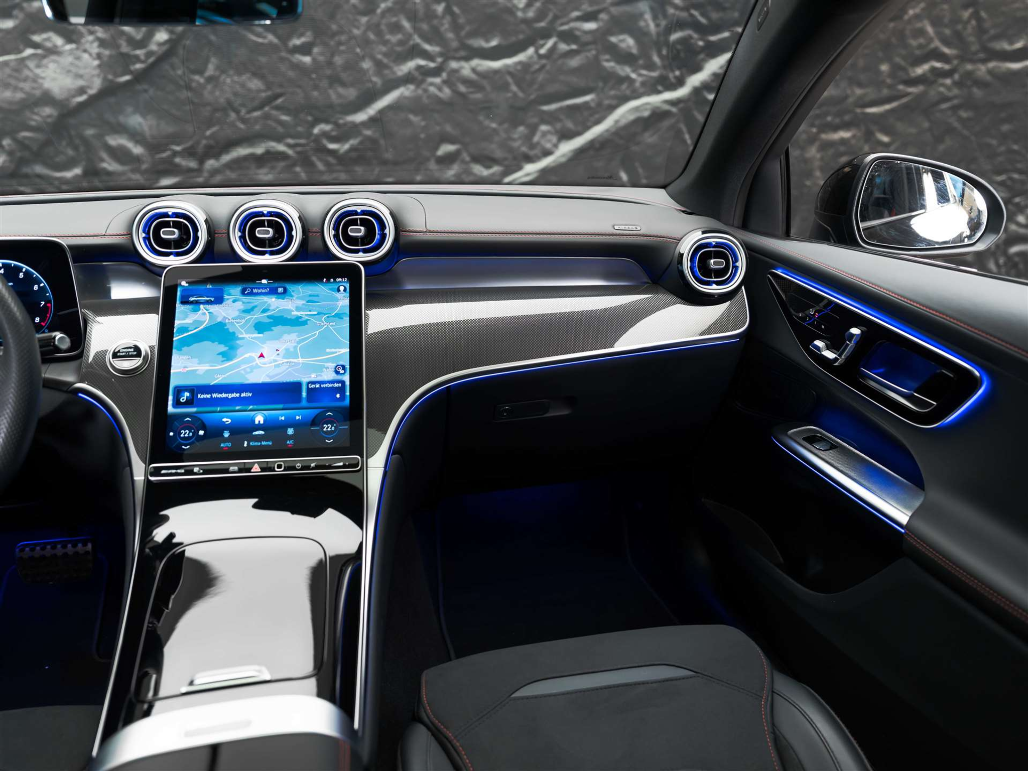 listing desktop thumbnail image 30