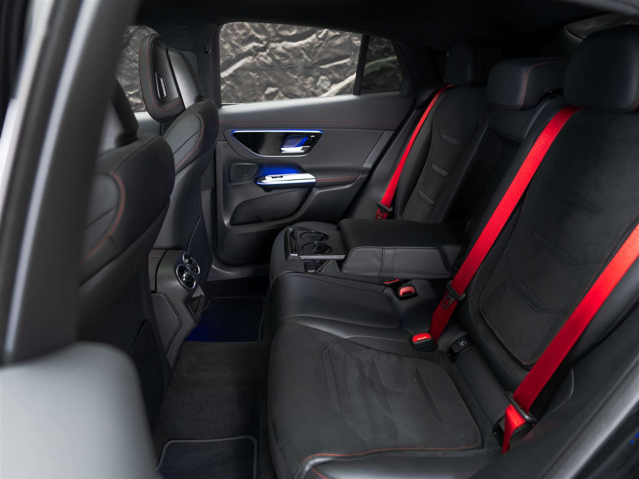 listing desktop thumbnail image 15