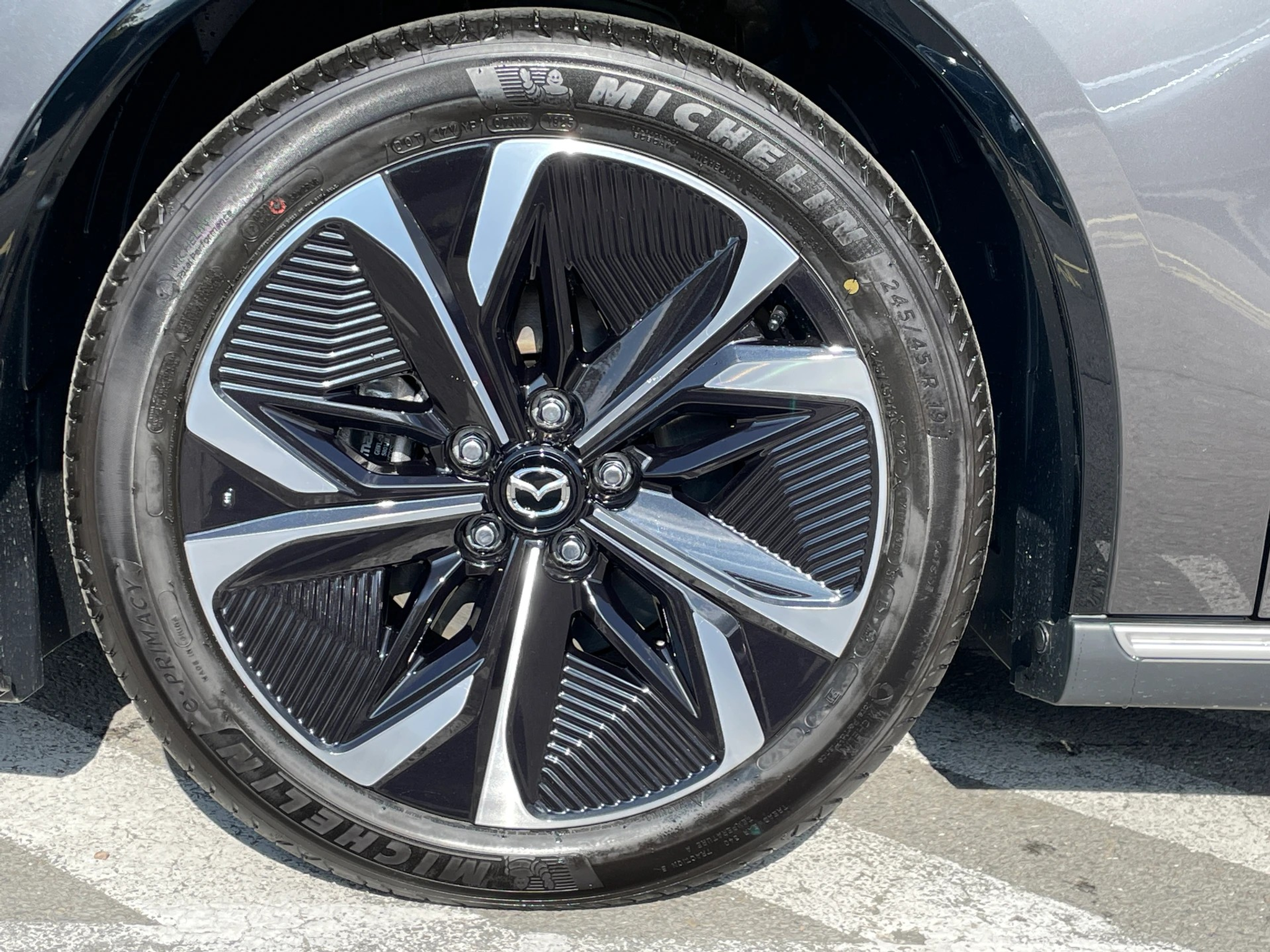 listing desktop thumbnail image 5