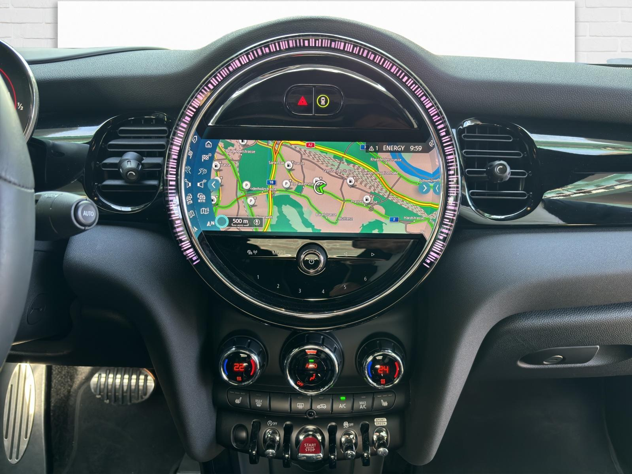 listing desktop thumbnail image 9