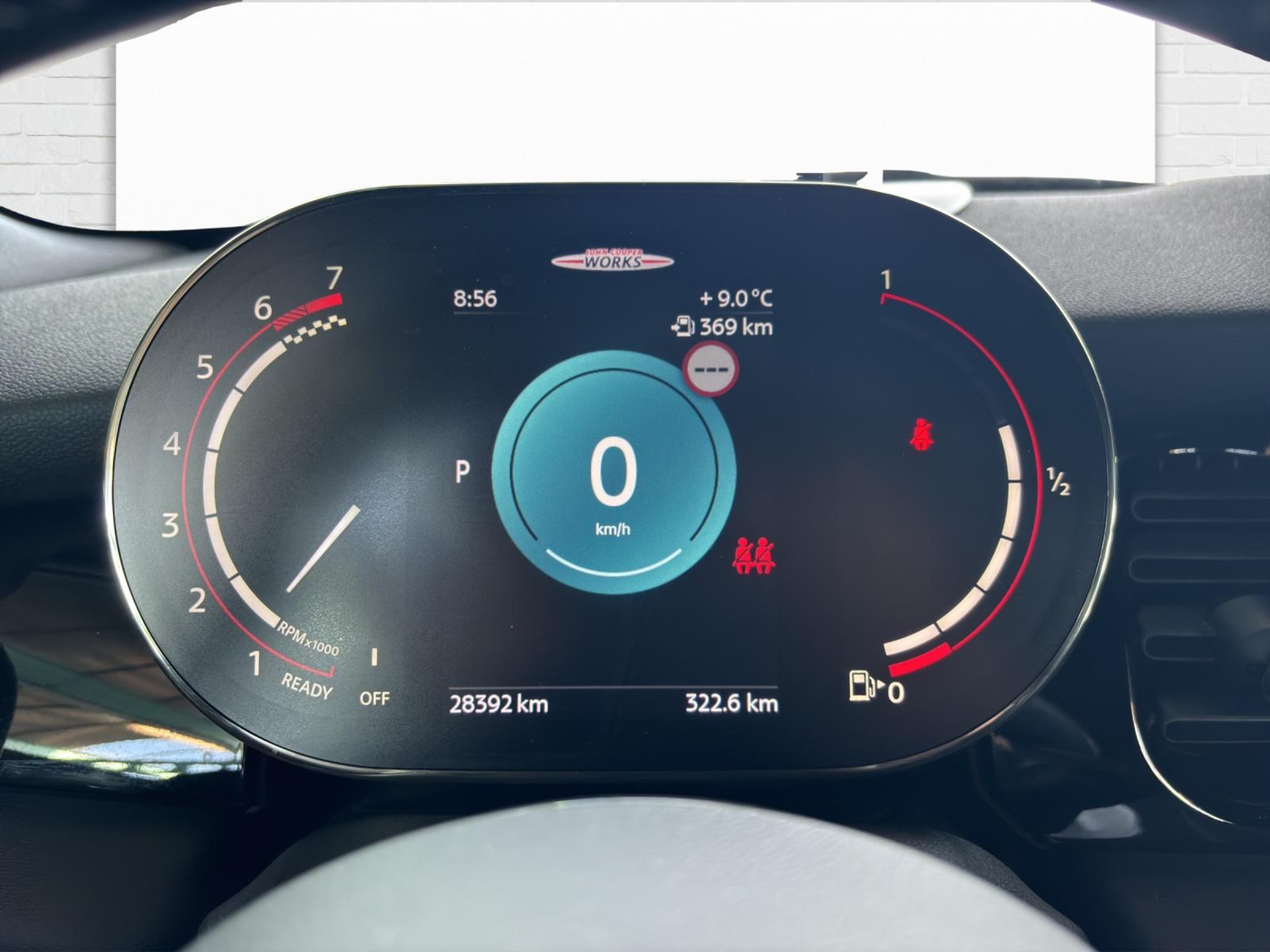 listing desktop thumbnail image 8