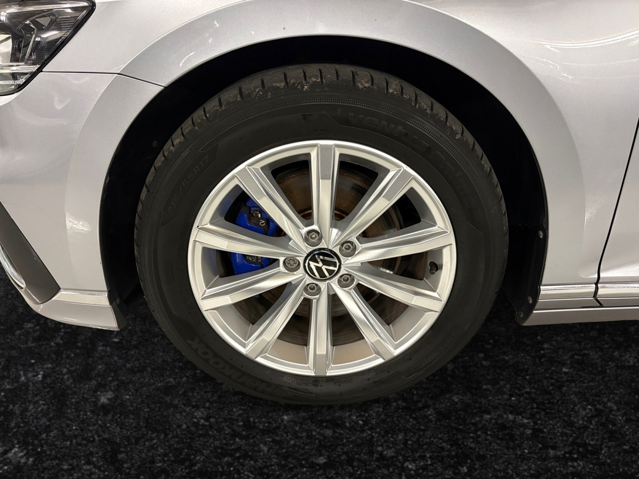 listing desktop thumbnail image 16