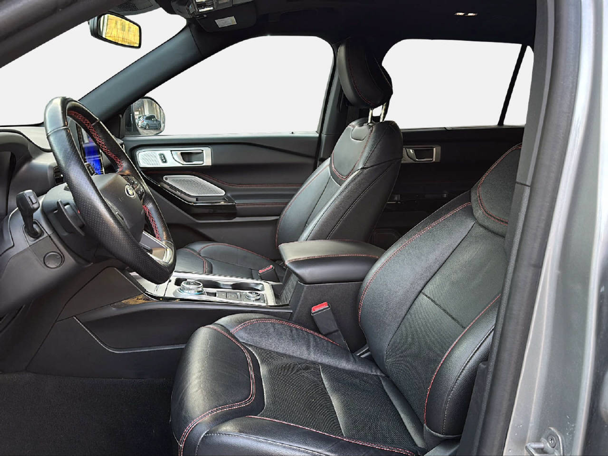 listing desktop thumbnail image 9