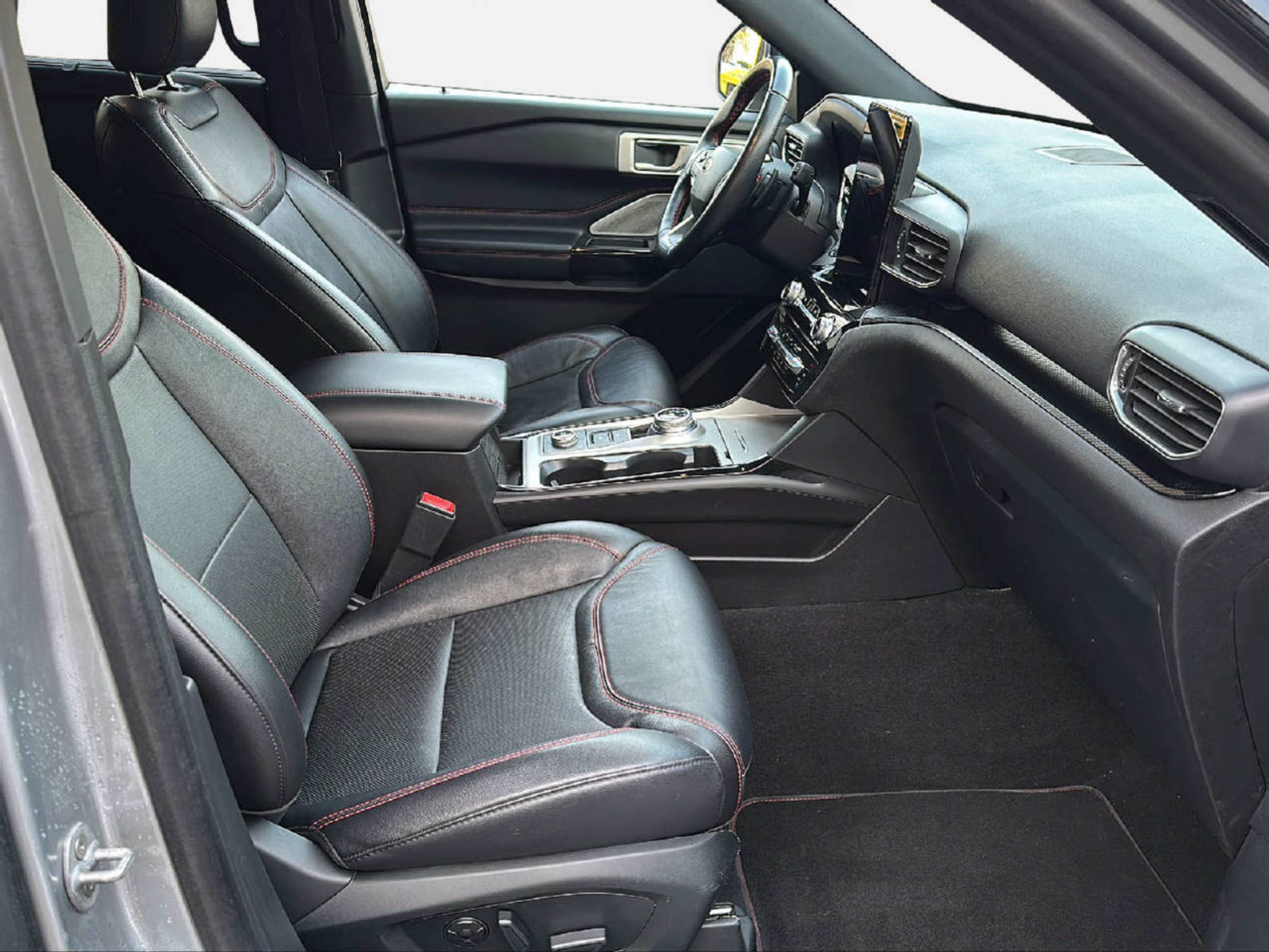 listing desktop thumbnail image 12