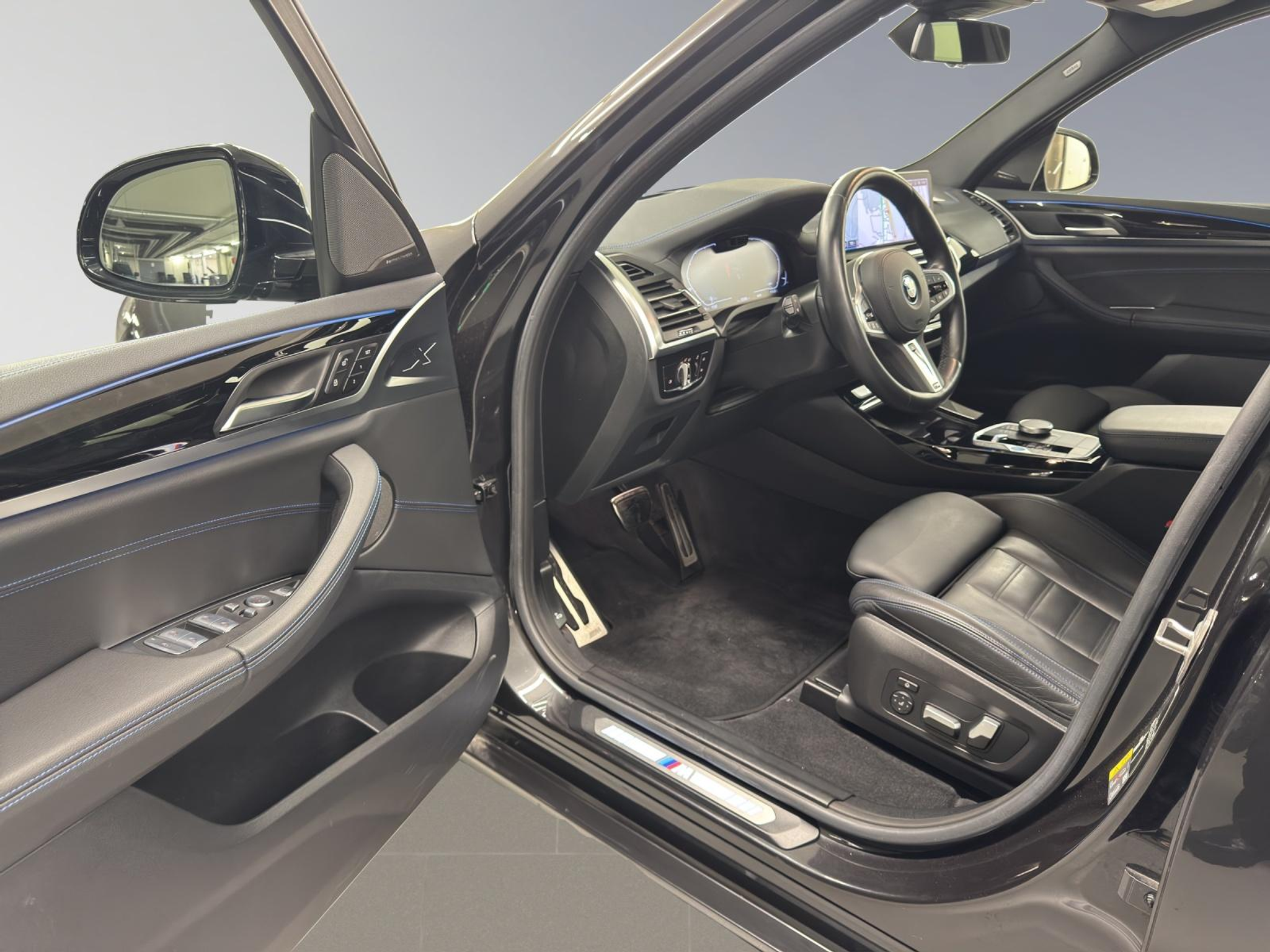 listing desktop thumbnail image 11