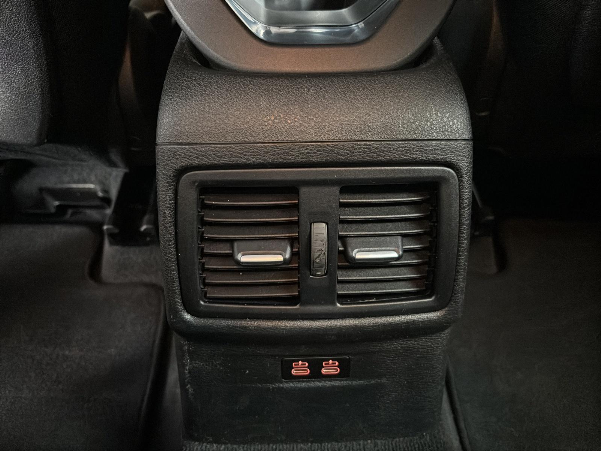 listing desktop thumbnail image 16