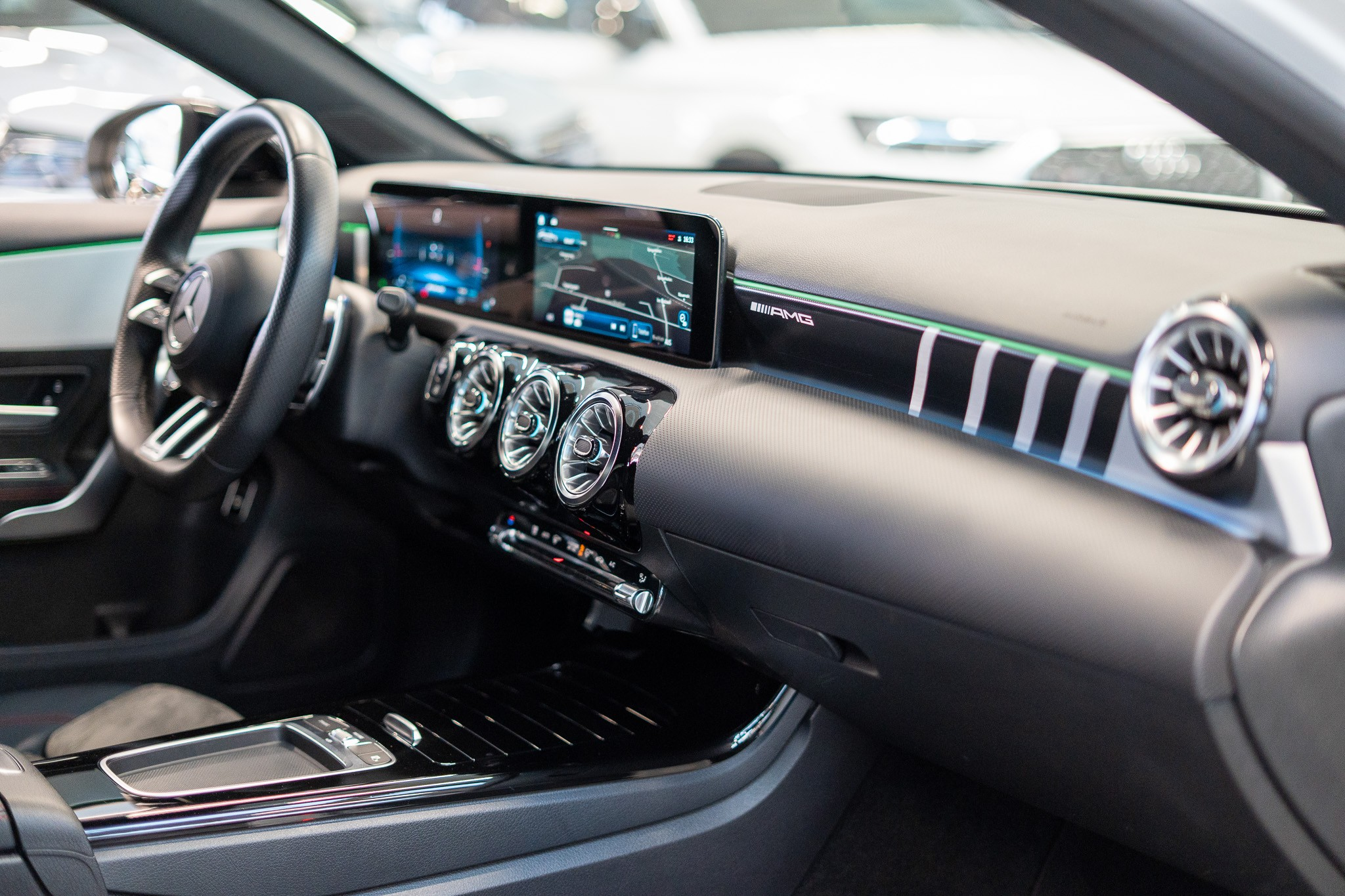 listing desktop thumbnail image 14