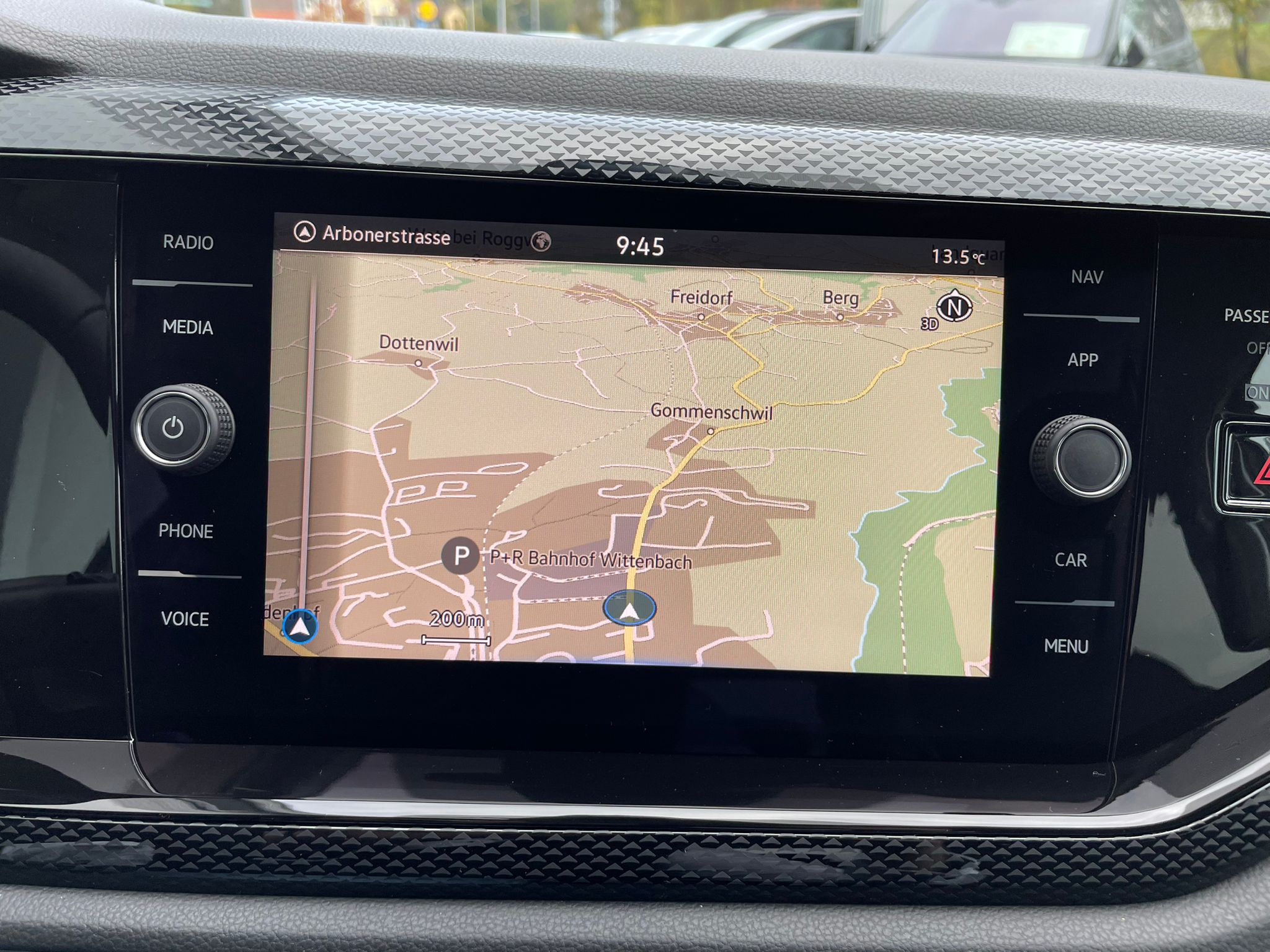 listing desktop thumbnail image 7