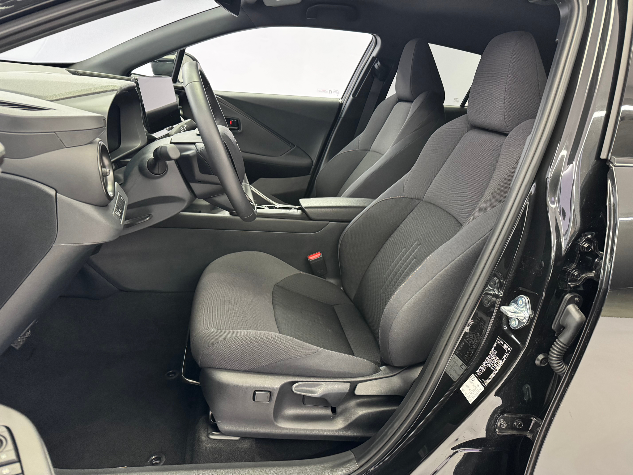 listing desktop thumbnail image 8