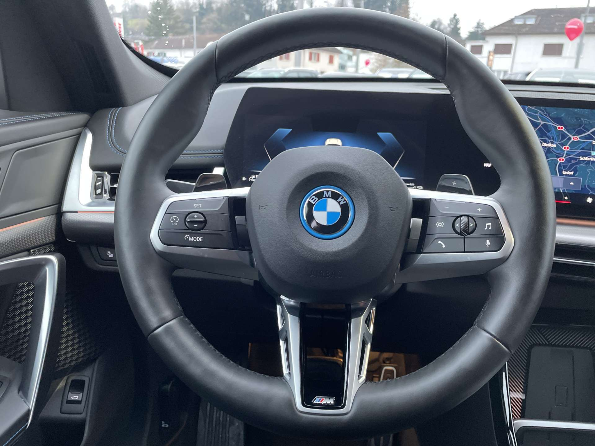 listing desktop thumbnail image 15