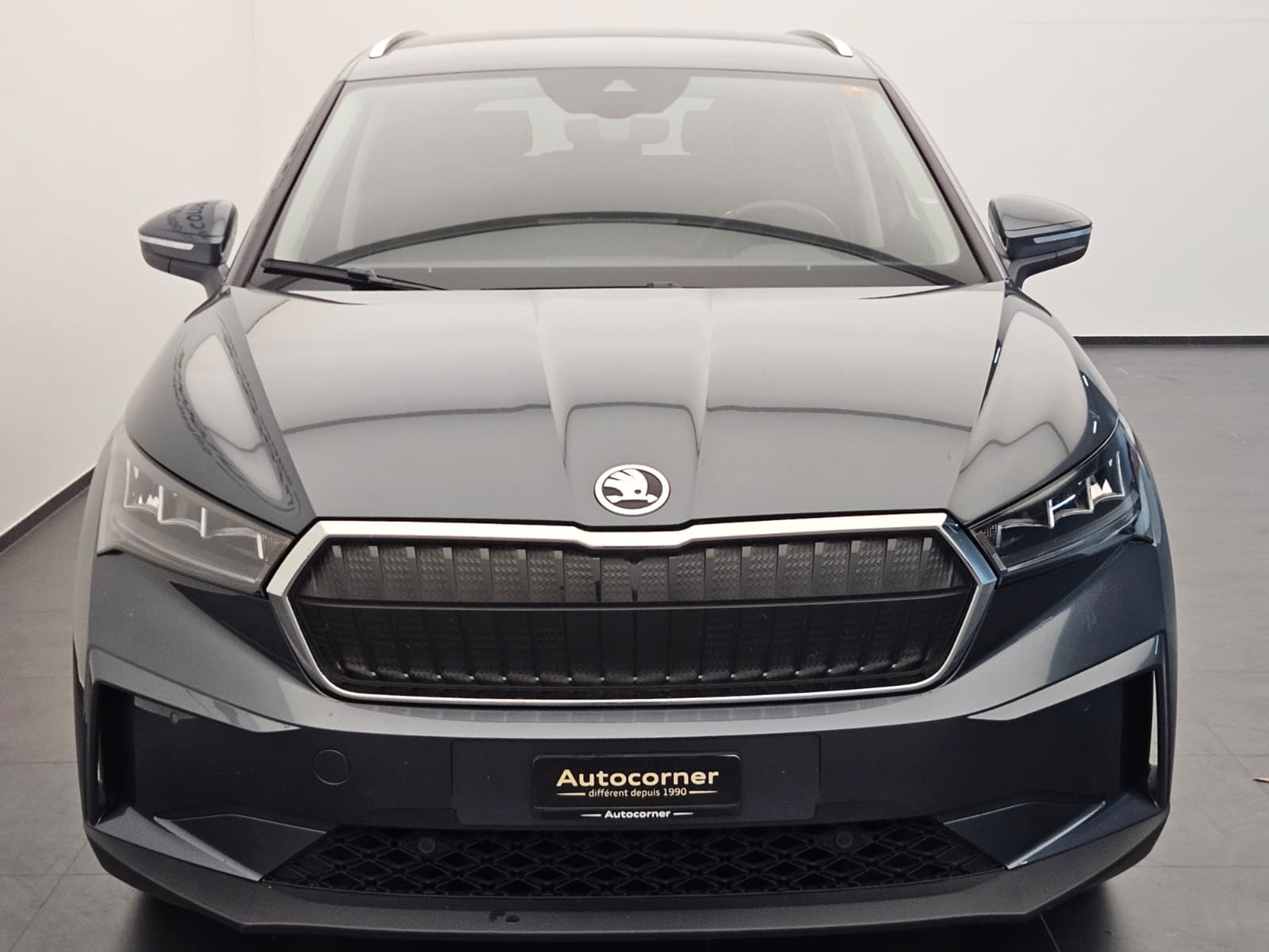 listing desktop thumbnail image 3