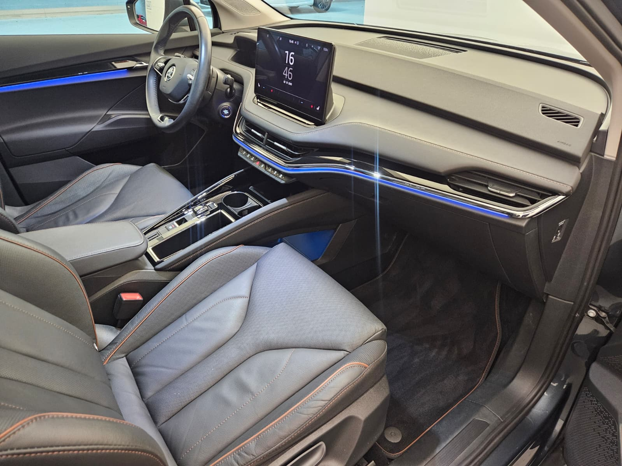 listing desktop thumbnail image 11