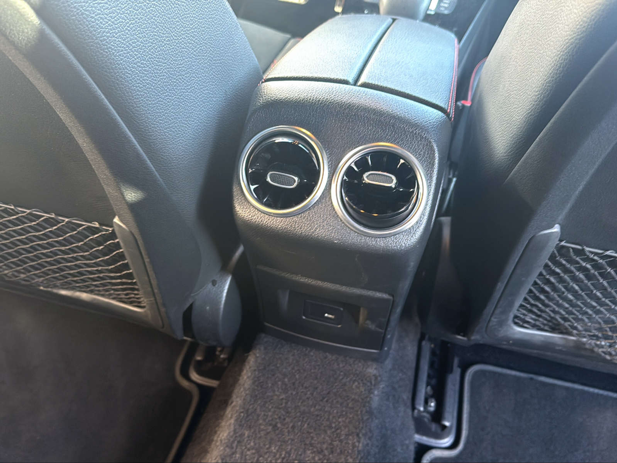 listing desktop thumbnail image 16