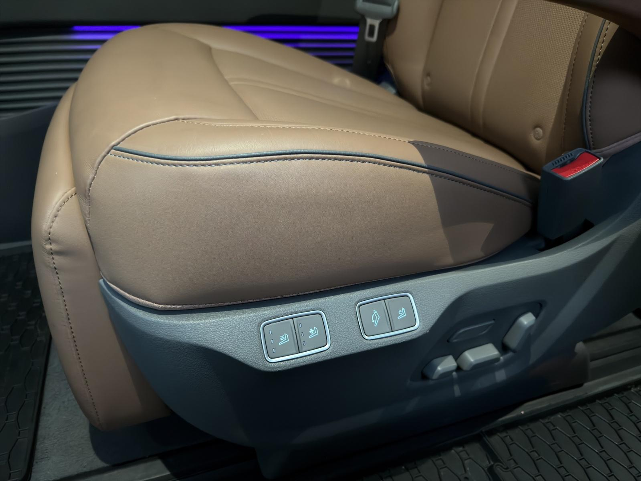 listing desktop thumbnail image 16