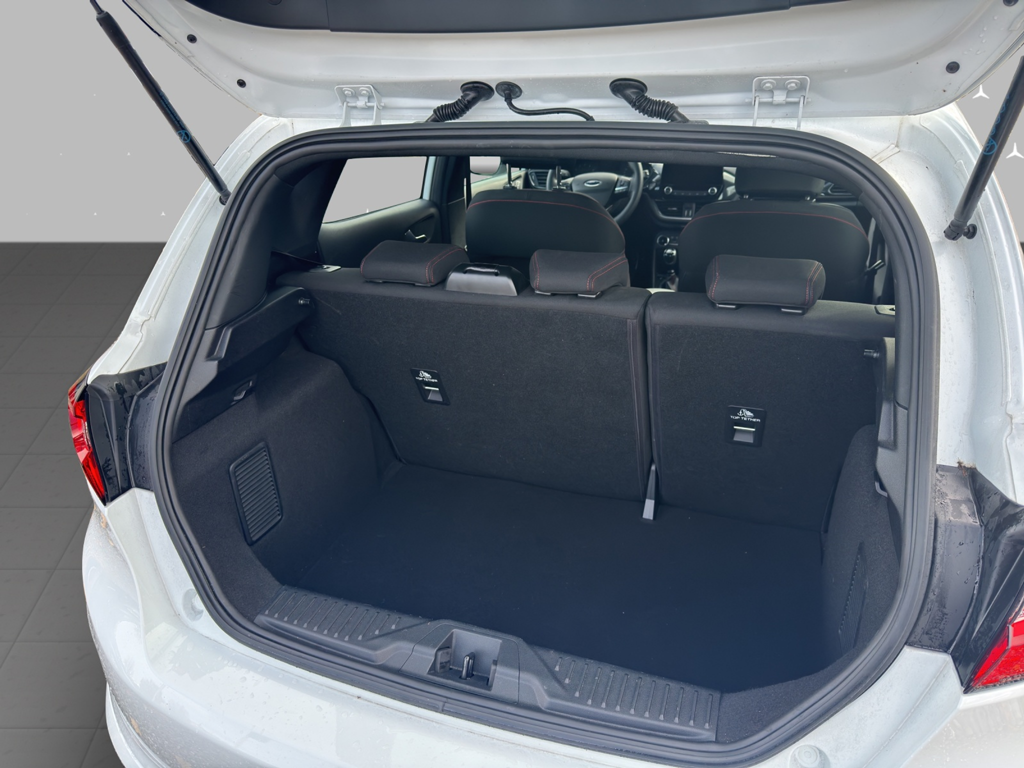 listing desktop thumbnail image 6