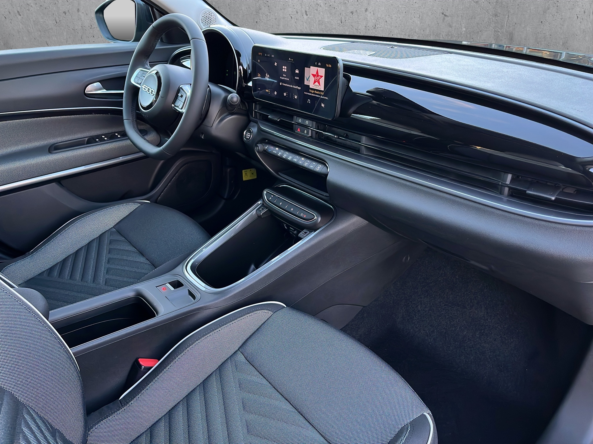 listing desktop thumbnail image 11