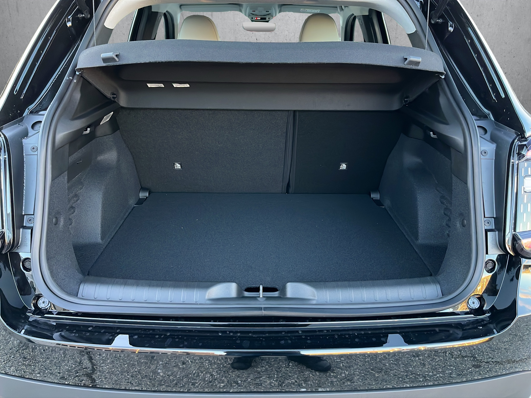 listing desktop thumbnail image 14