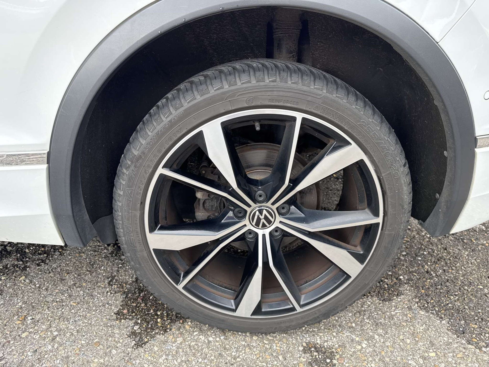 listing desktop thumbnail image 8