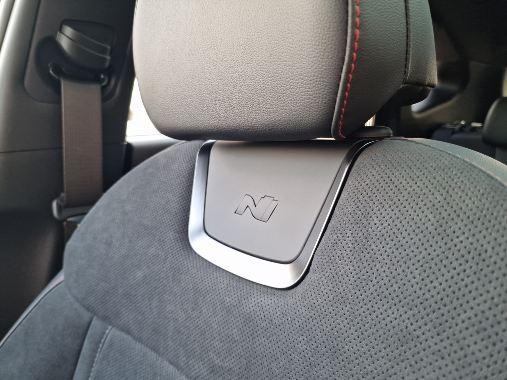 listing desktop thumbnail image 11