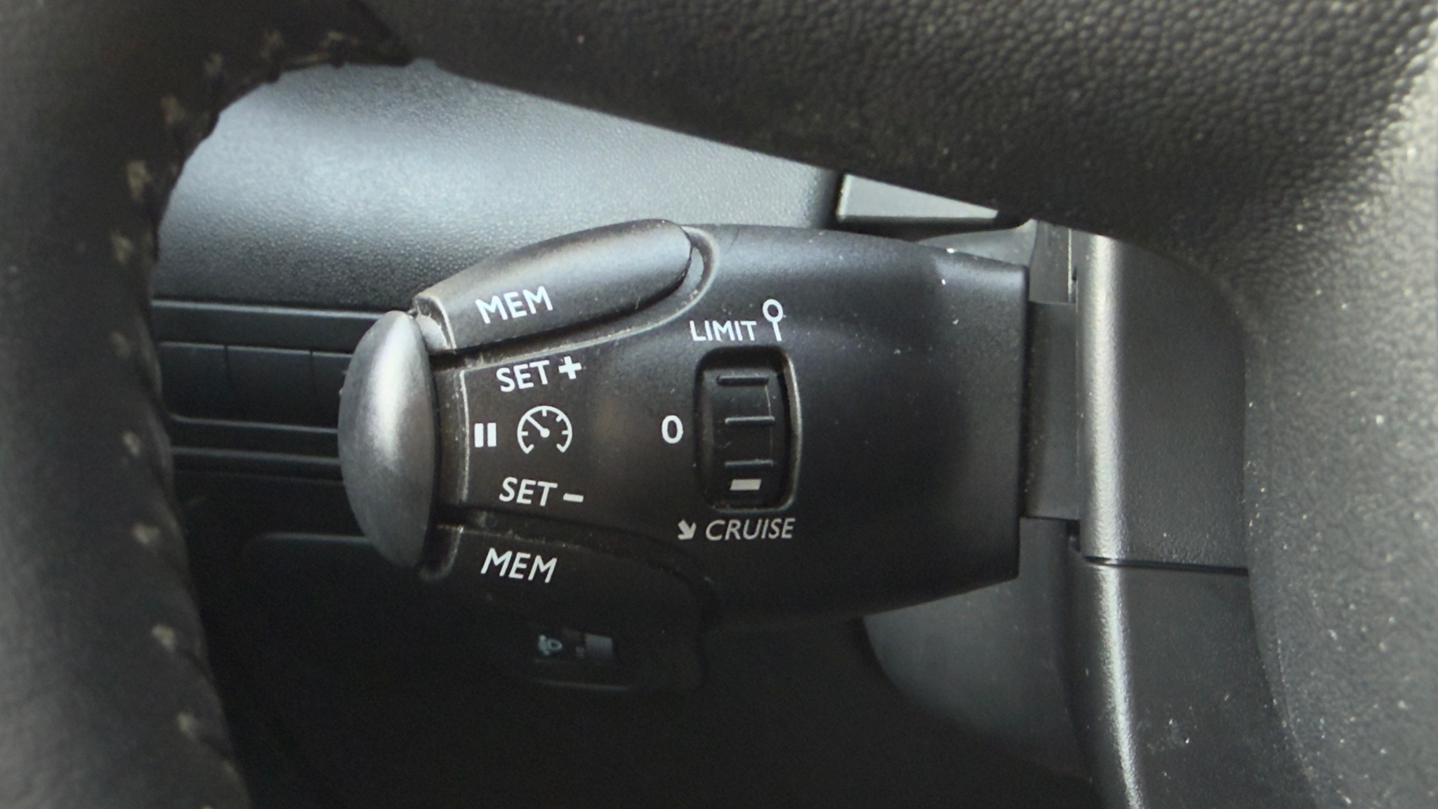 listing desktop thumbnail image 15