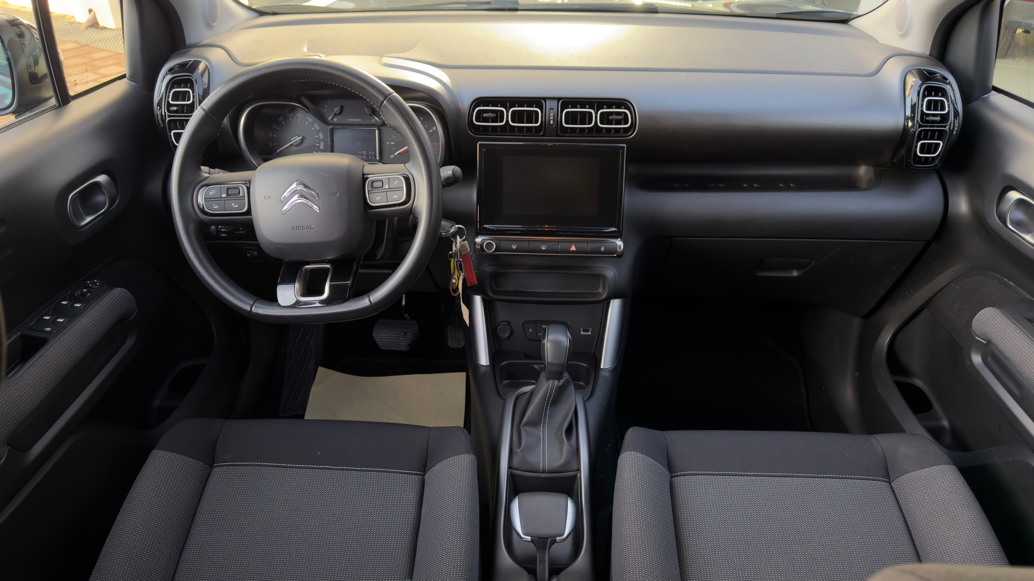 listing desktop thumbnail image 7