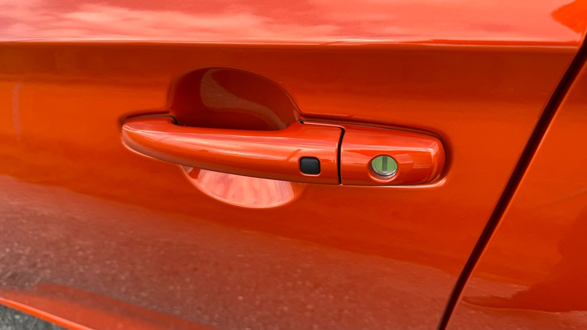 listing desktop thumbnail image 12