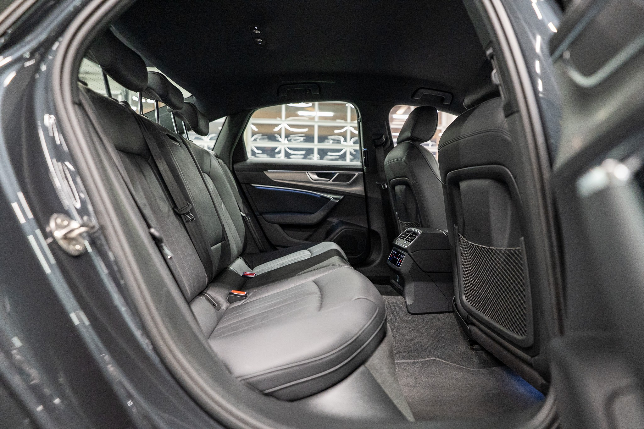 listing desktop thumbnail image 12