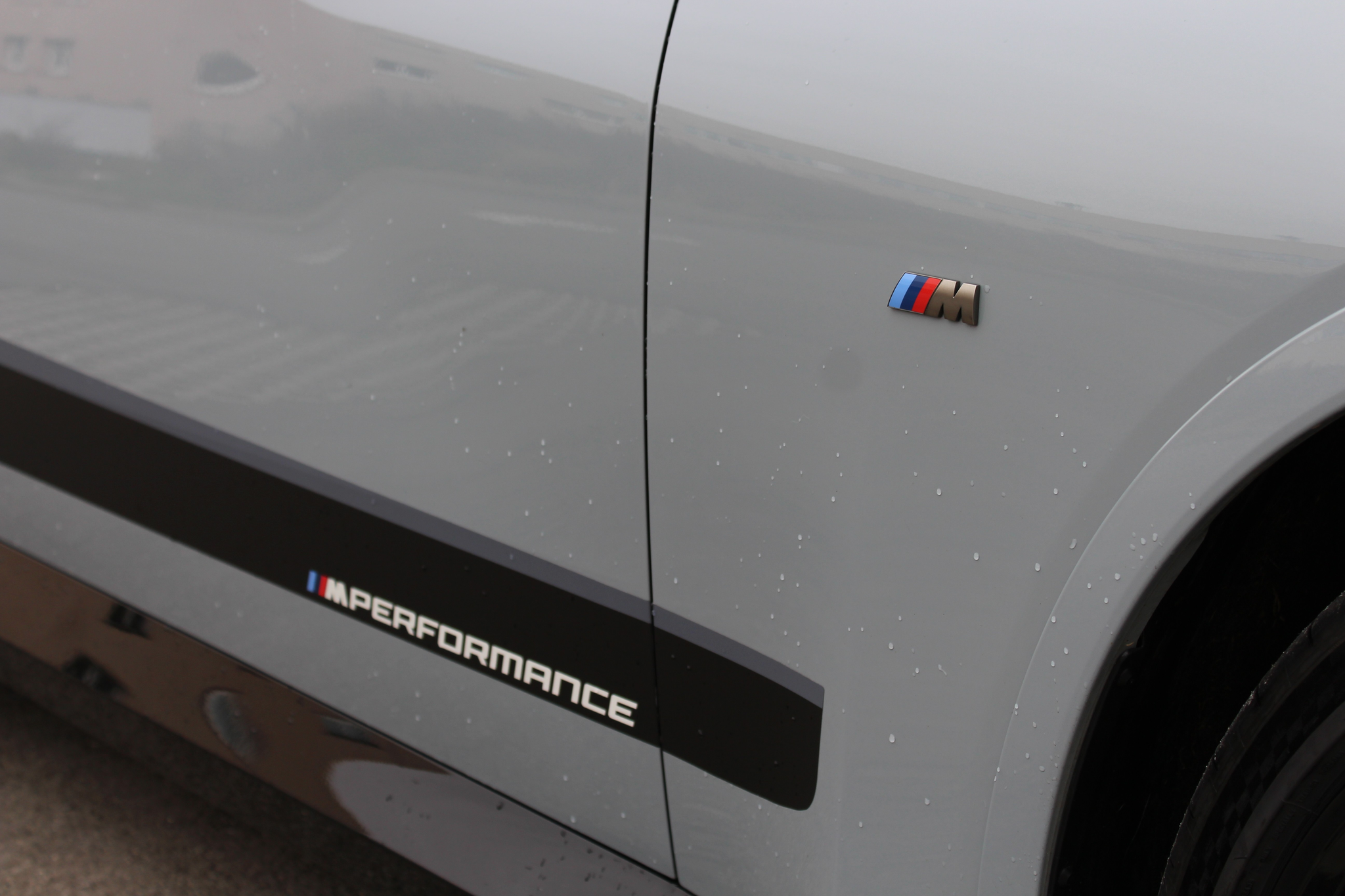 listing desktop thumbnail image 7