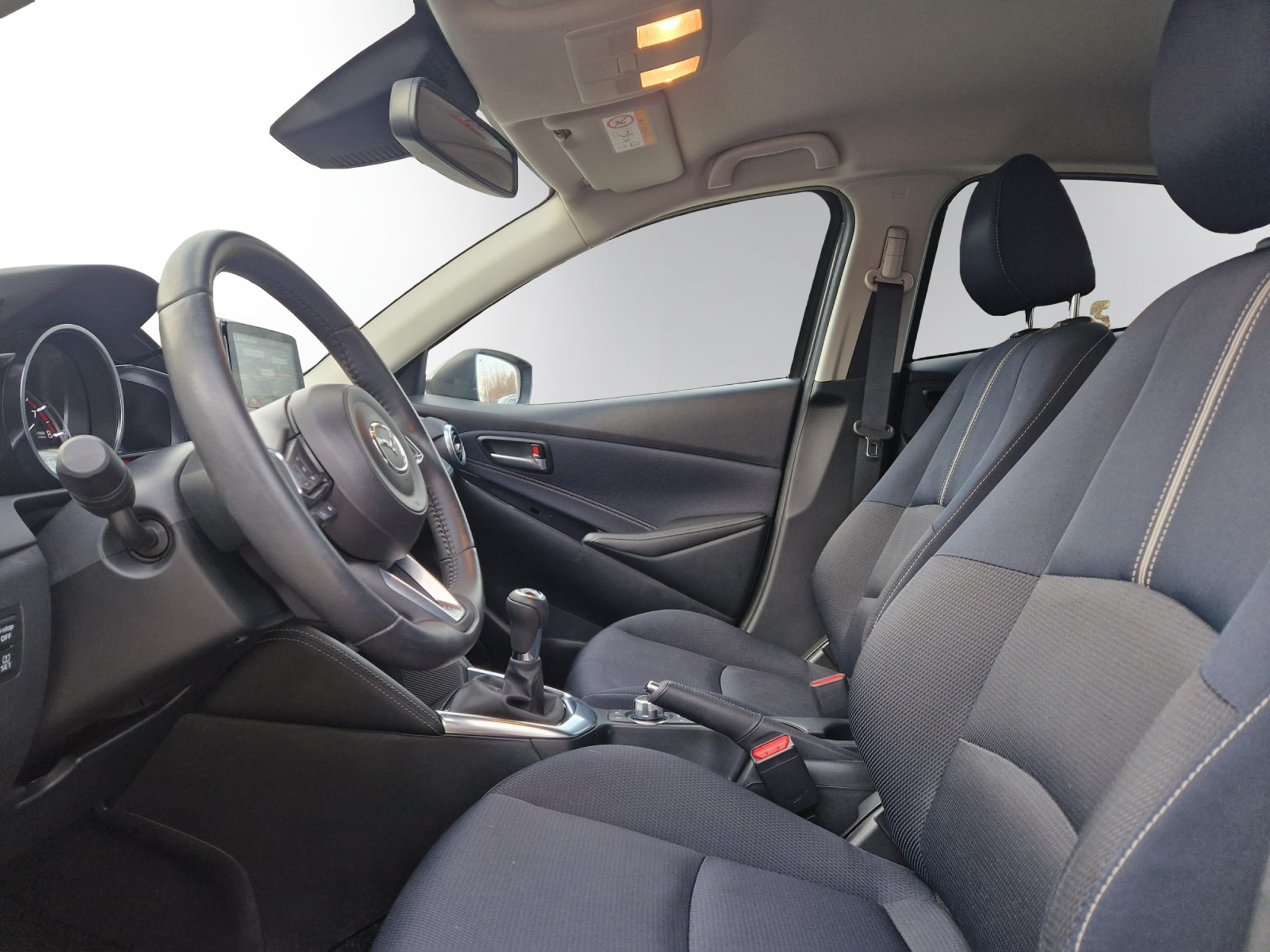 listing desktop thumbnail image 3