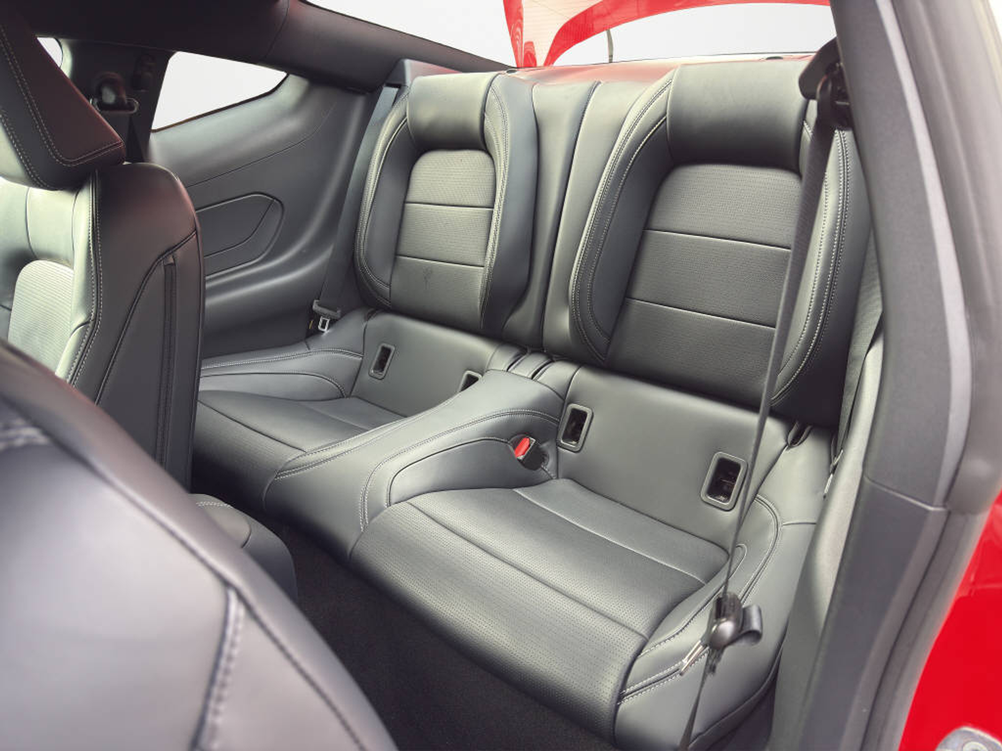 listing desktop thumbnail image 14