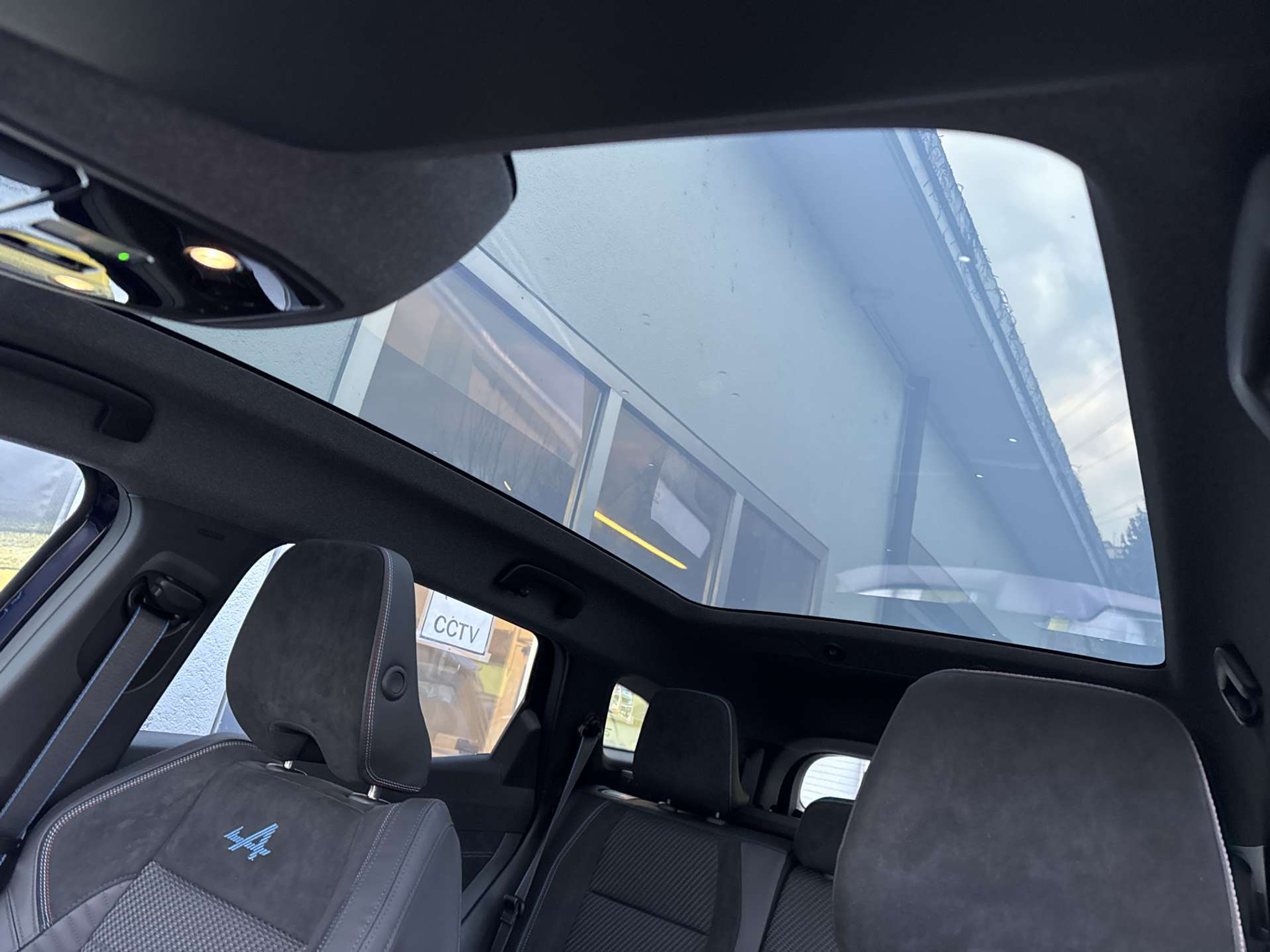 listing desktop thumbnail image 13