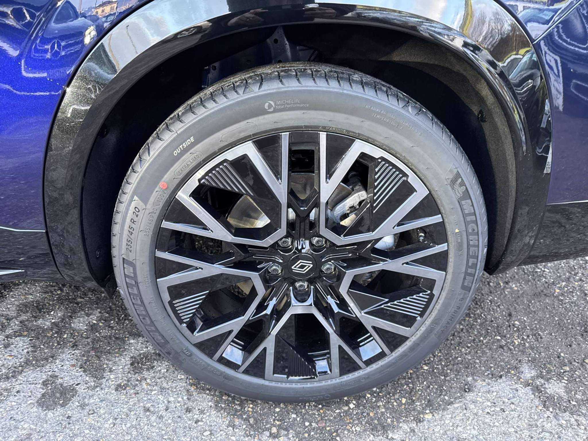 listing desktop thumbnail image 9