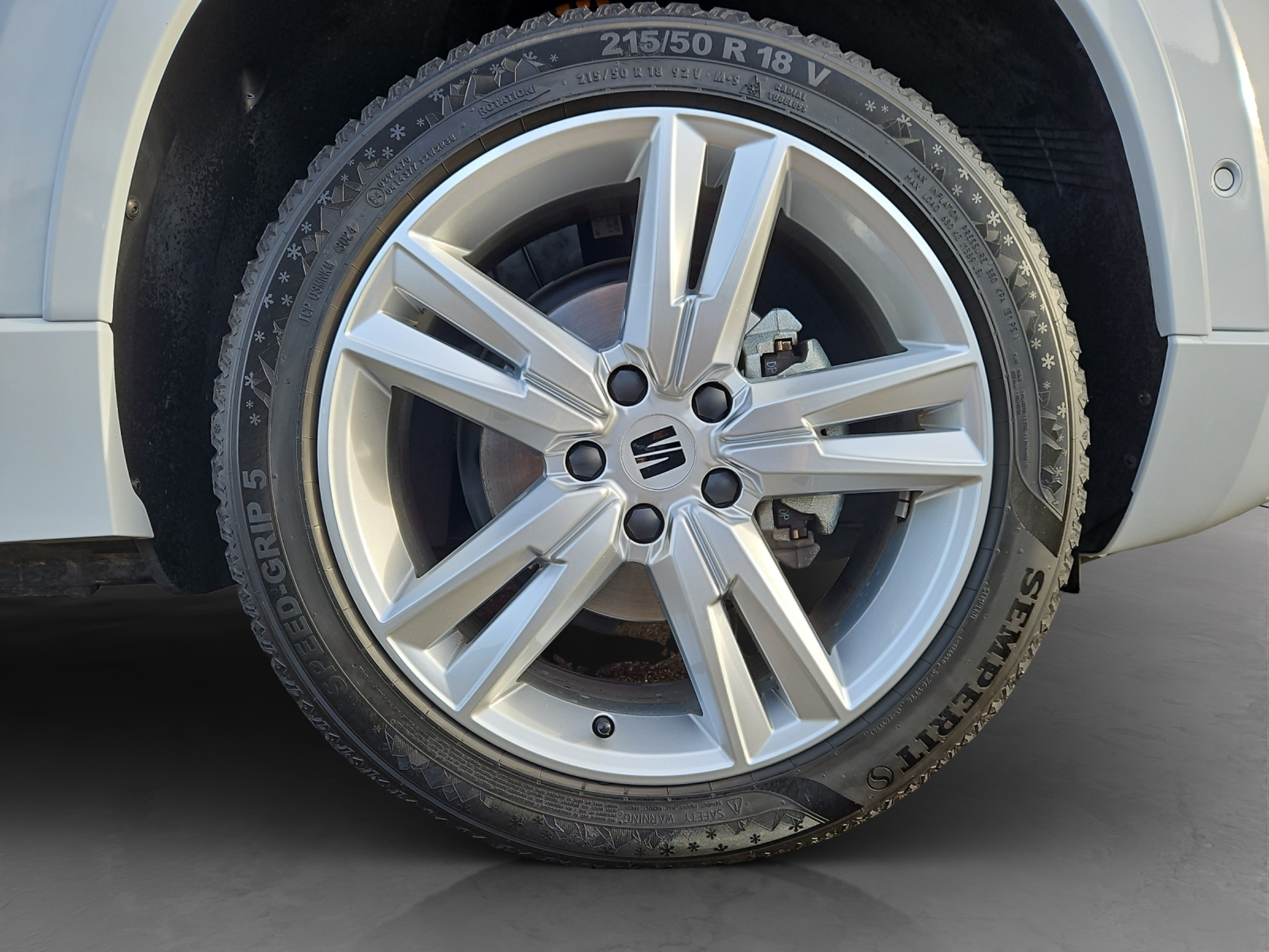 listing desktop thumbnail image 11