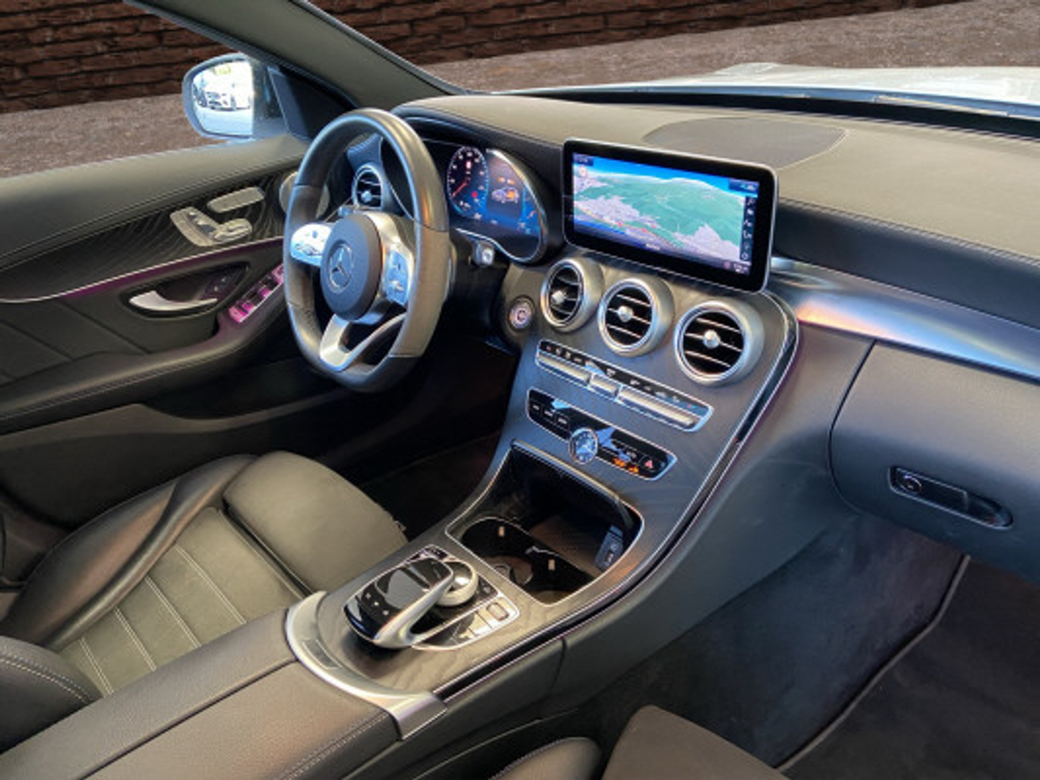 listing desktop thumbnail image 14