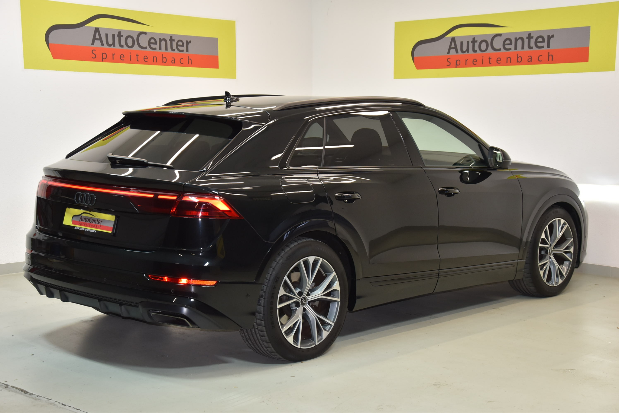 listing desktop thumbnail image 12