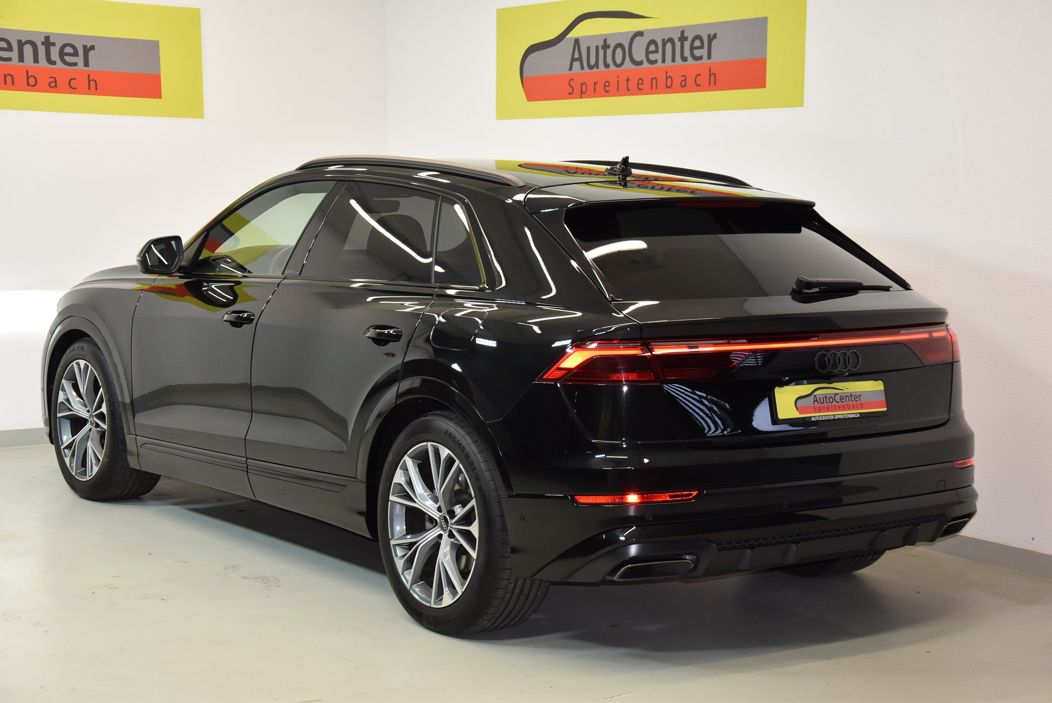 listing desktop thumbnail image 10