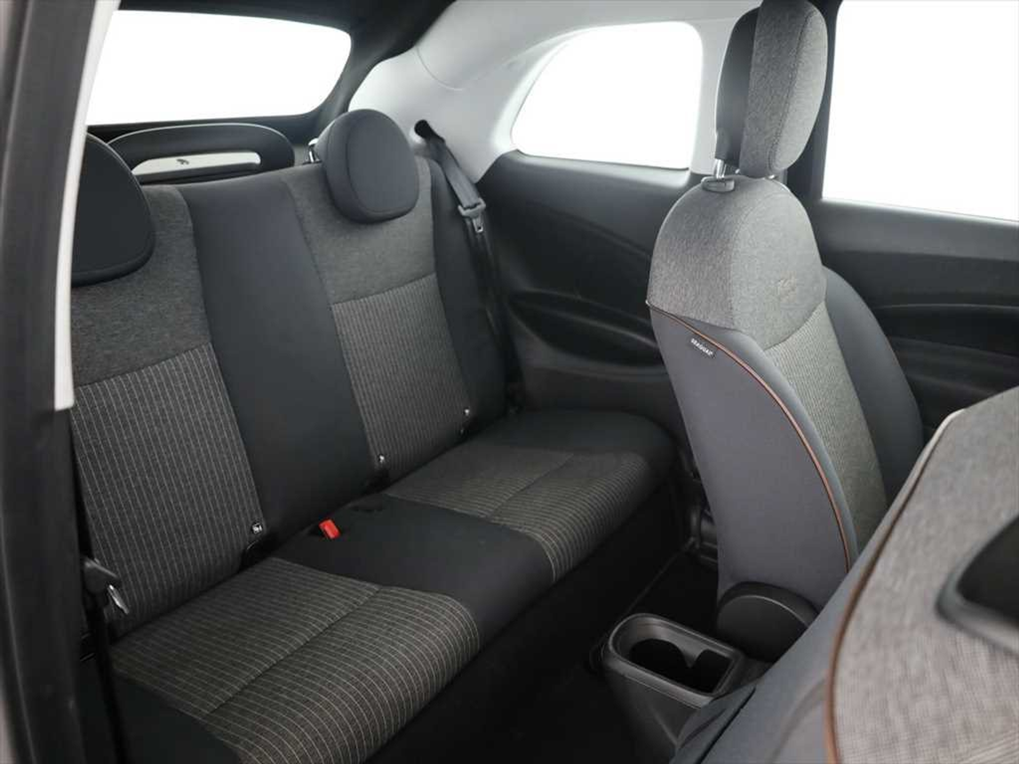 listing desktop thumbnail image 9