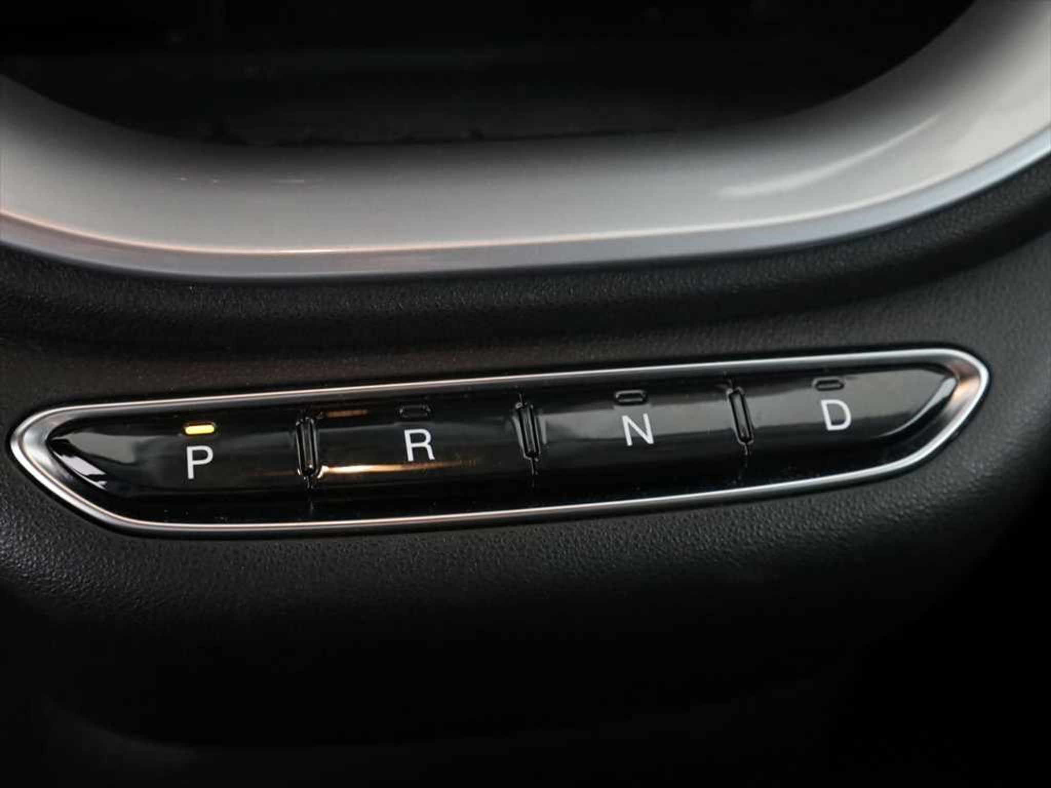 listing desktop thumbnail image 10