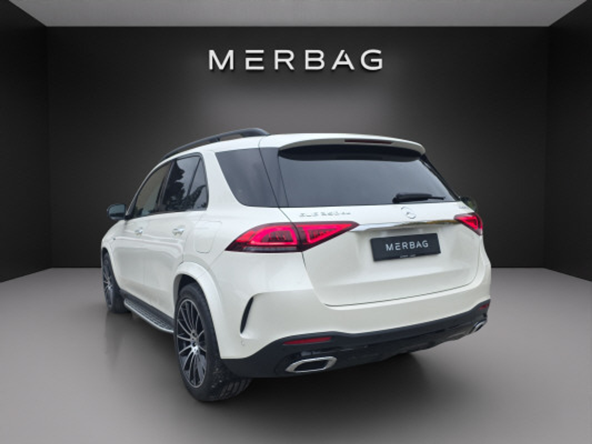 listing desktop thumbnail image 3