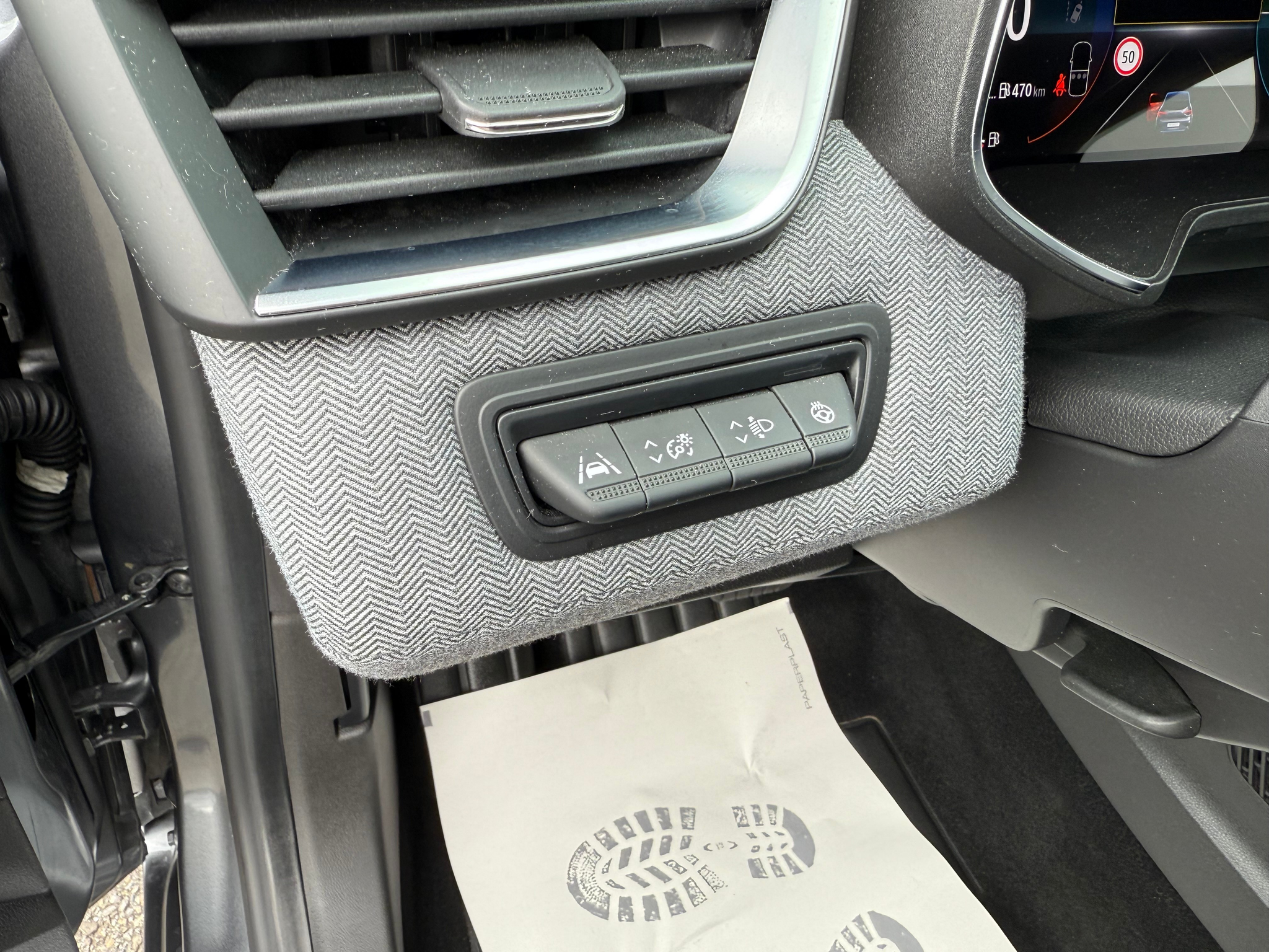 listing desktop thumbnail image 15